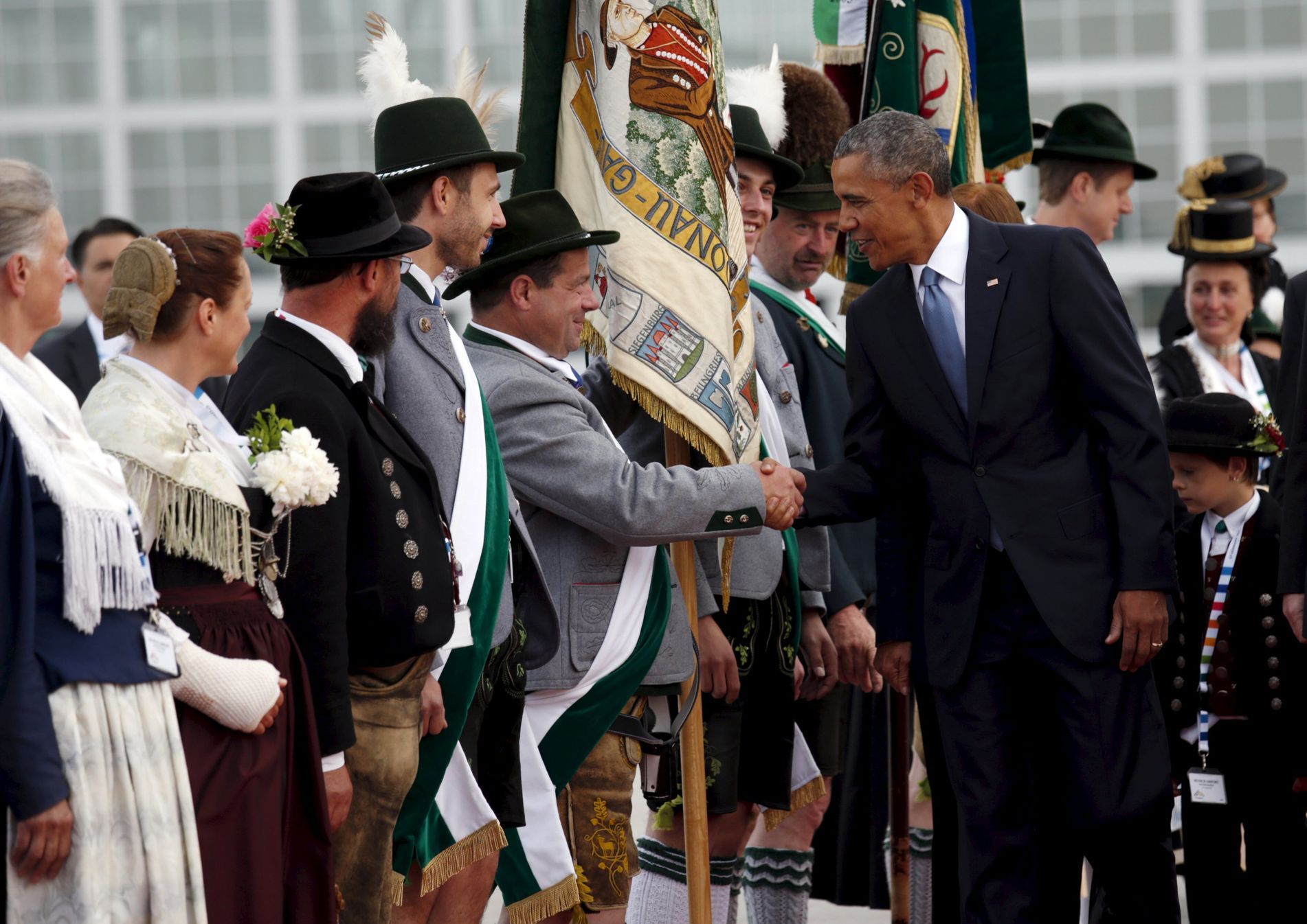 Obama - Merkelová - summit G7 - Bavorsko