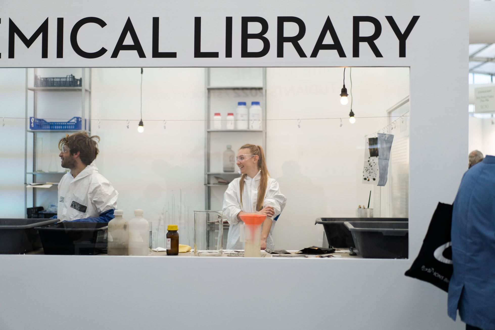 Fotoreportáž z mezinárodního fotografického veletrhu Paris Photo 2022