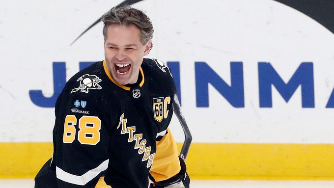 Hokejista Jaromír Jágr působil na nejvyšší světové úrovni v mnoha klubech NHL, z toho 11 let v Pittsburghu Penguins.