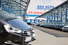 Vysoká pokuta pro AAA Auto. Autobazar v Polsku mylně informoval o cenách ojetin