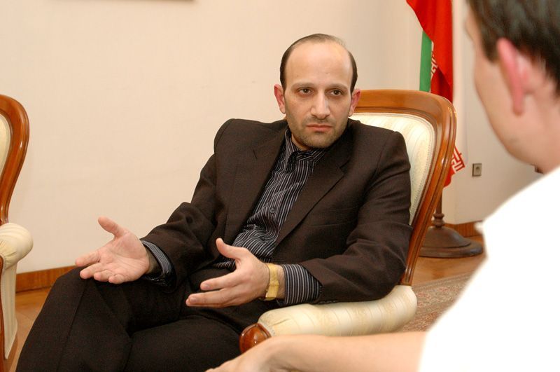Madžíd Nílí, iránský velvyslanec v ČR