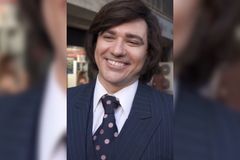 Kotek nasadil nové zuby, proměnil se v dokonalého Gotta a řekl, co má rád za film