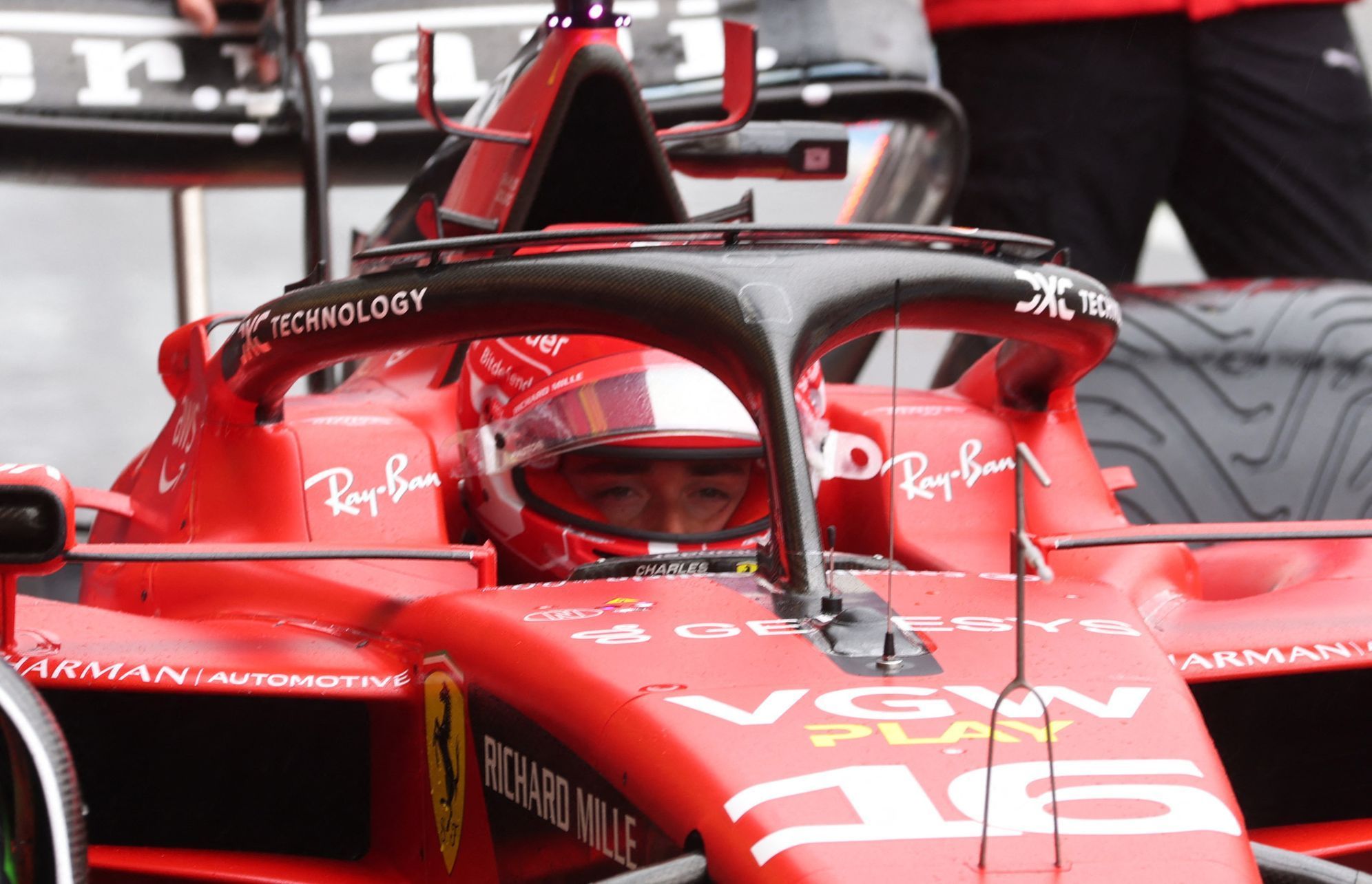 Charles Leclerc ve Ferrari během VC Belgie F1 2023