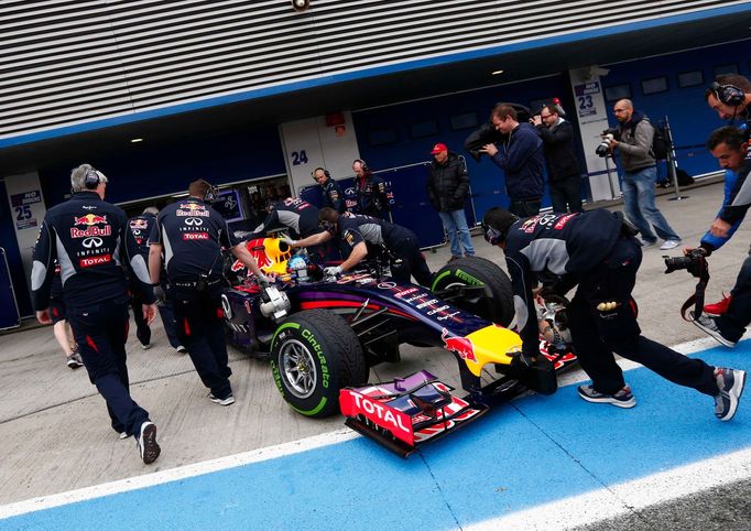 F1 testy: Sebastian Vettel, Red Bull