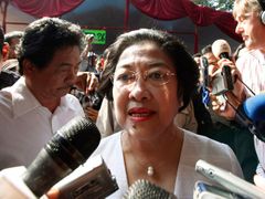 S exprezidentkou Megawati Sukarnoputriovou si Yudhoyono příliš nerozuměl