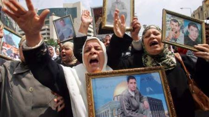 Demonstrace palestinských žen, které pořadují propuštění svých synů z izraelského vězení, se tento týden konala v Nábulusu. Nešlo však o protesty výjimečné.