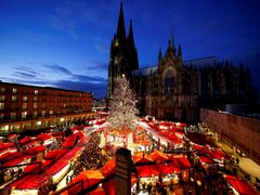 Vánoční trhy v německém Kolíně nad Rýnem. 
