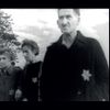 Terezínská liga - Poslední zápas, září 1944, ghetto Terezín, z nacistického propagandistického filmu Diváci po cestě na "stadion"