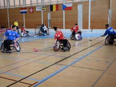 Zuzana Přibilová hraje florbal na vozíku v dresu Tatranu Střešovice a v reprezentaci nyní bojuje o nominaci na European Wheelchair Floorball Tour 2016.