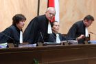 Pře o restituce: Politici si spletli soud se sněmovnou