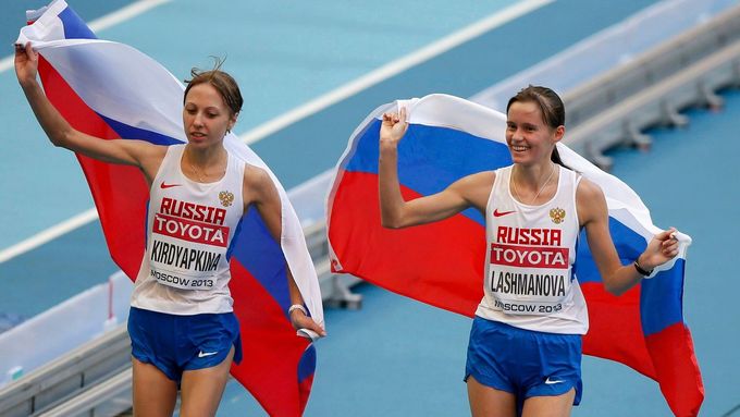 Podívejte se na závěr závodu chodkyň na 20 kilometrů na mistrovství světa v Moskvě.