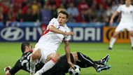 Libor Sionko in a goal position. However, the ball ended stuck under the Turkish goalie Volkan Demirel.