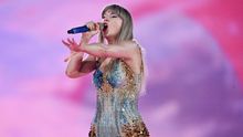 Význam a inspirace textů Taylor Swift. Česky vychází kniha o úspěšné zpěvačce