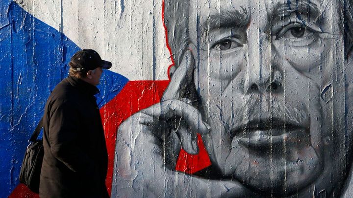 Kdo byl Václav Havel? Vysvětlení skrývá jeho dětství a výchova maminky Boženy; Zdroj foto: Reuters