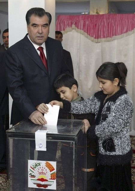 Volby v Tádžikistánu