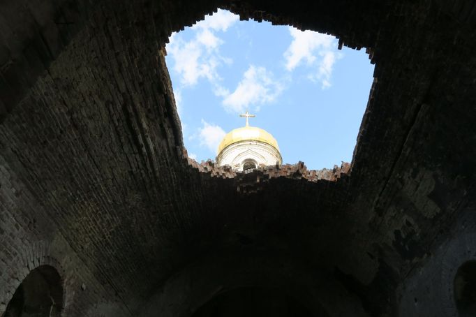 Zničený kostel leží ve vesnici Lukašivka.