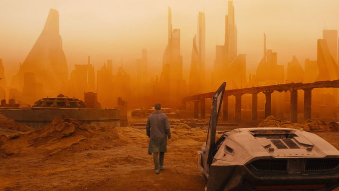 Film Blade Runner 2049 do českých kin uvedla společnost Falcon.
