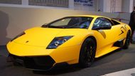 Lamborghini Murciélago LP 670-4 SuperVeloce je nejdražším autem na letošní výstavě. Jde totiž o exemplář z limitované série. Umí dosáhnout 342 km/hod.