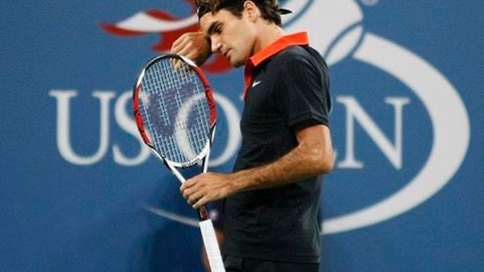 Smutný Roger Federer