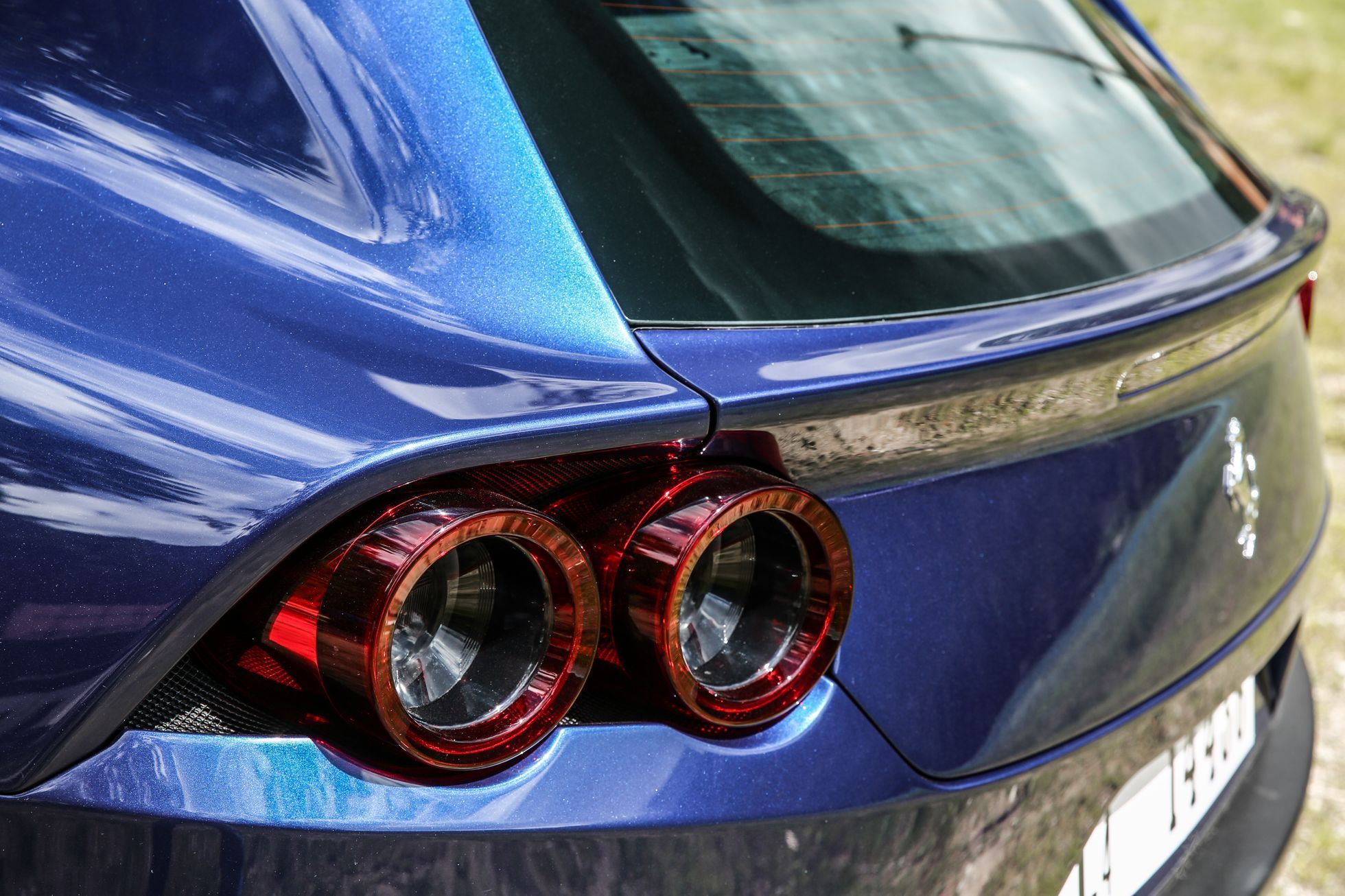 Ferrari GTC4Lusso 6