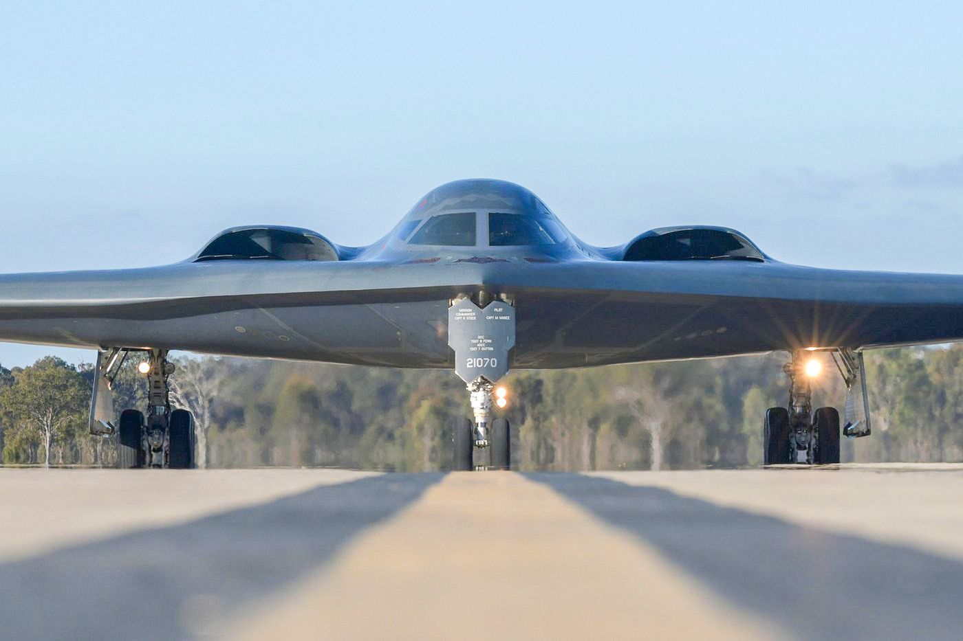 Letoun Northrop B-2 Spirit, strategický bombardér, stealth, letectvo, USA, Zahraničí, historie, výročí