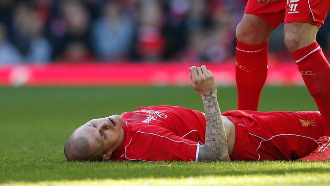 Zraněný Martin Škrtel v FA Cupu 2014/15