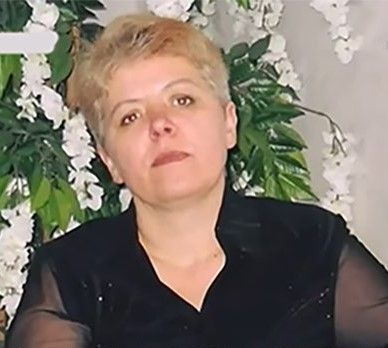 Viktorii Ivanovovou ruští vojáci zatkli 13.března, její tělo našli obyvatelé Trosťance až za dva měsíce, 15.května.