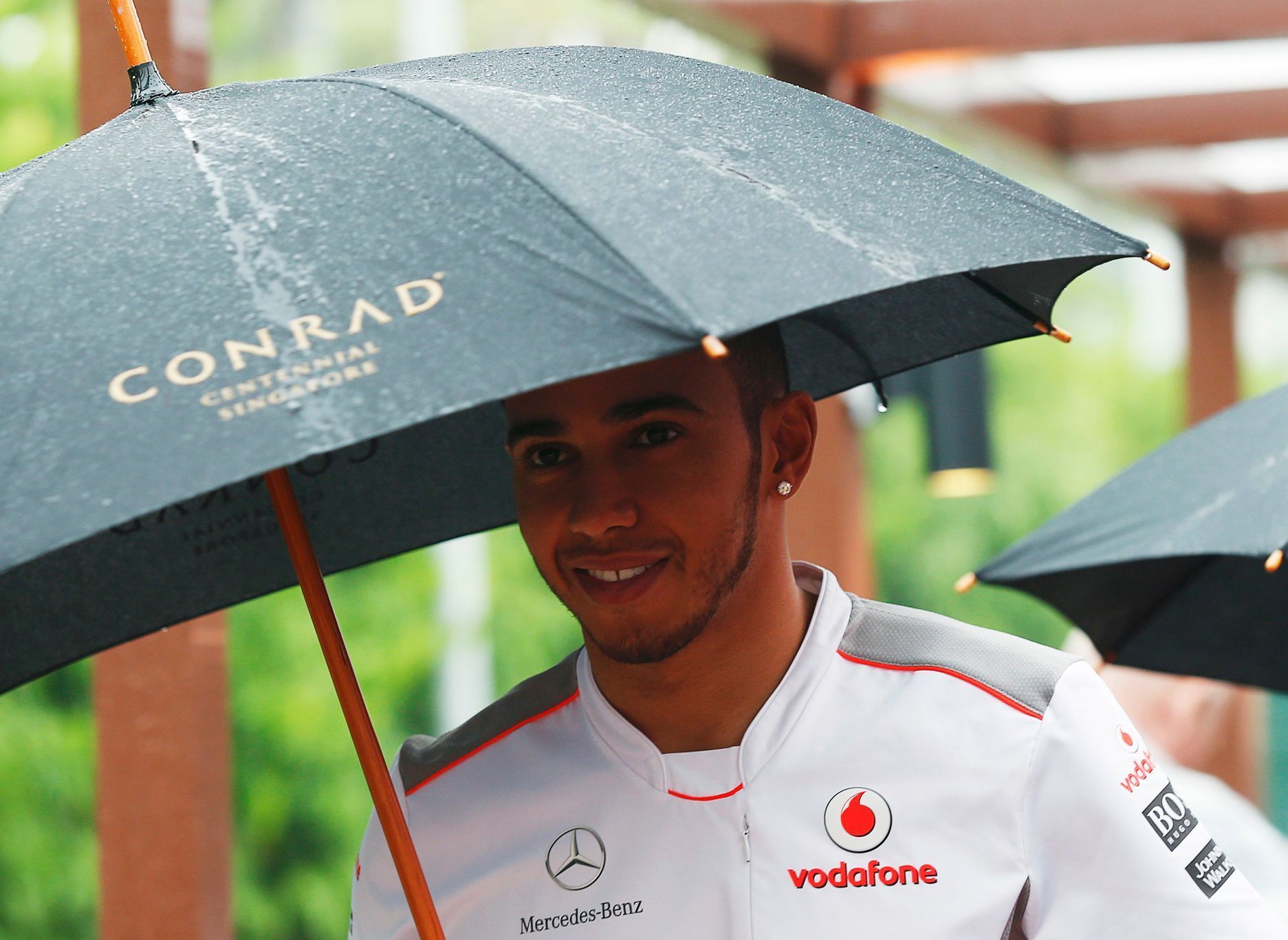 Lewis Hamilton v Singapuru (páteční trénink)