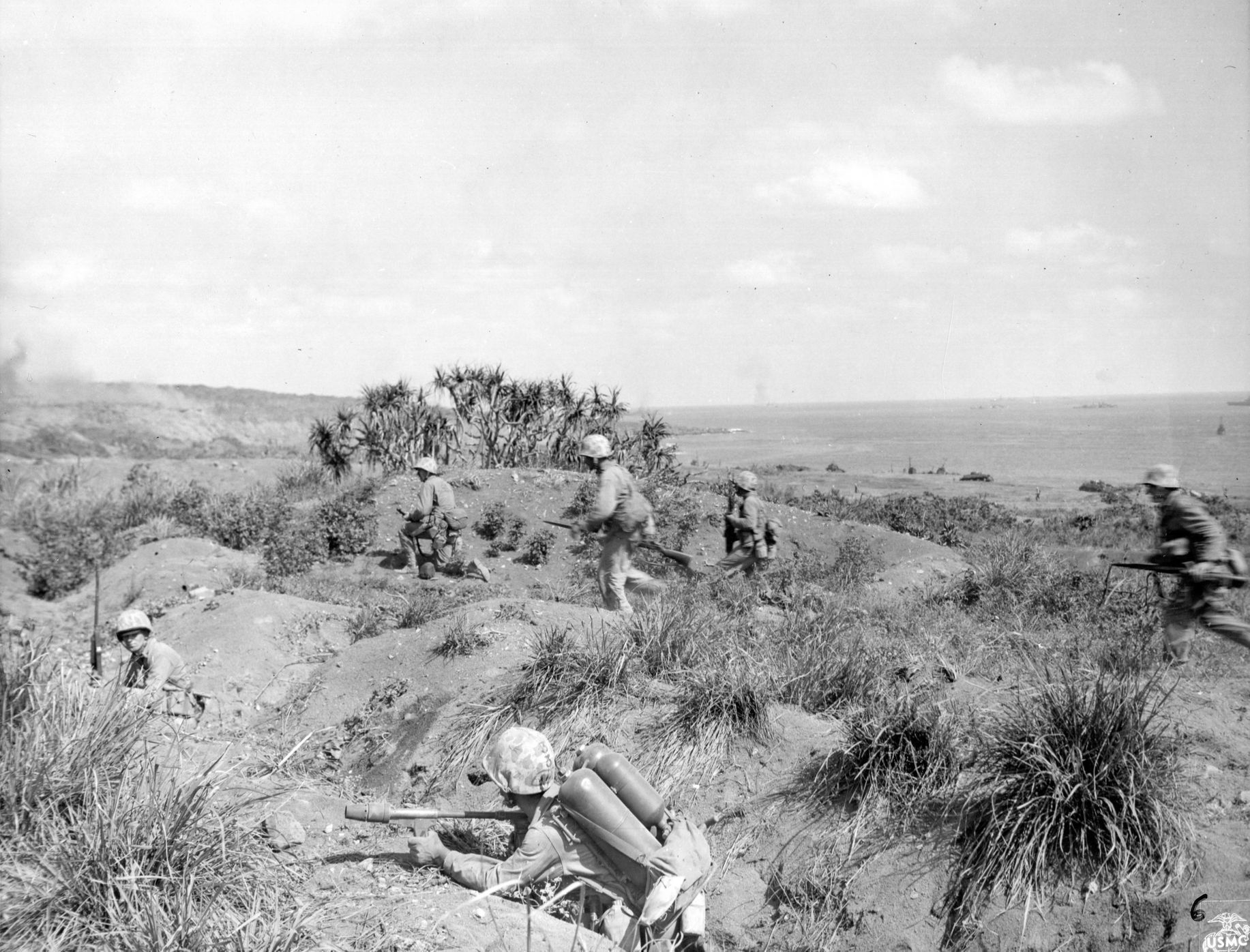 Jednorázové užití / Fotogalerie / Uplynulo 75 let od bitvy o japonský ostrov Iwo Jima / PB