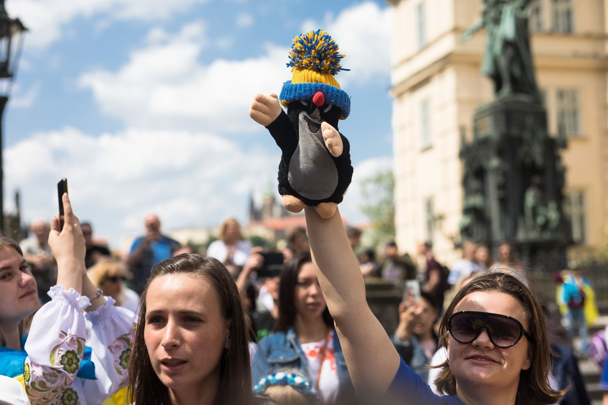 Pochod Děkujeme Češi, Ukrajinci, uprchlíci, Ukrajina, krteček, Krtek