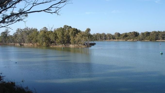 Na soutkou Murray-Darling je kvůli suchu a farmám méně a méně vody