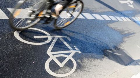 Kontra: Dusno na cyklostezkách? Neumíme sdílet prostor