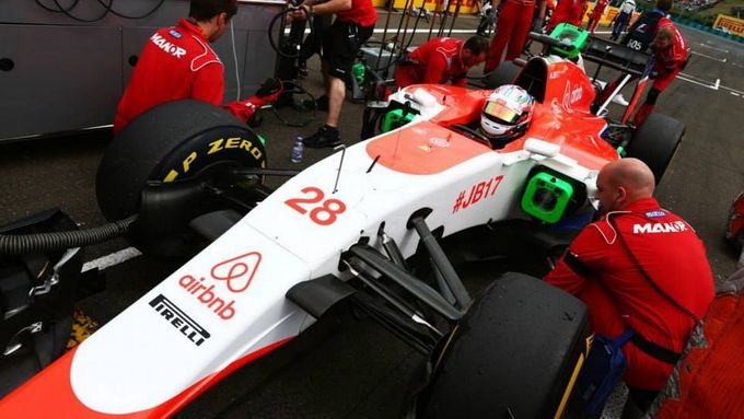 Monoposty Manor Marussia vymění v příští sezoně motory Ferrari za momentálně nejvýkonnější Mercedes.