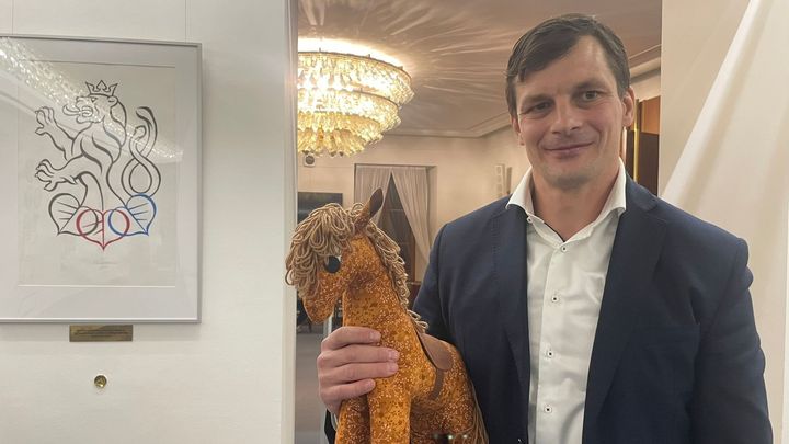Ministr Výborný slibuje, že pomůže k záchraně unikátního chovu koní. Na tahu je stát