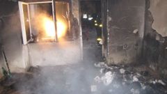 Požár domku u zapálené cigarety v Bartošovicích