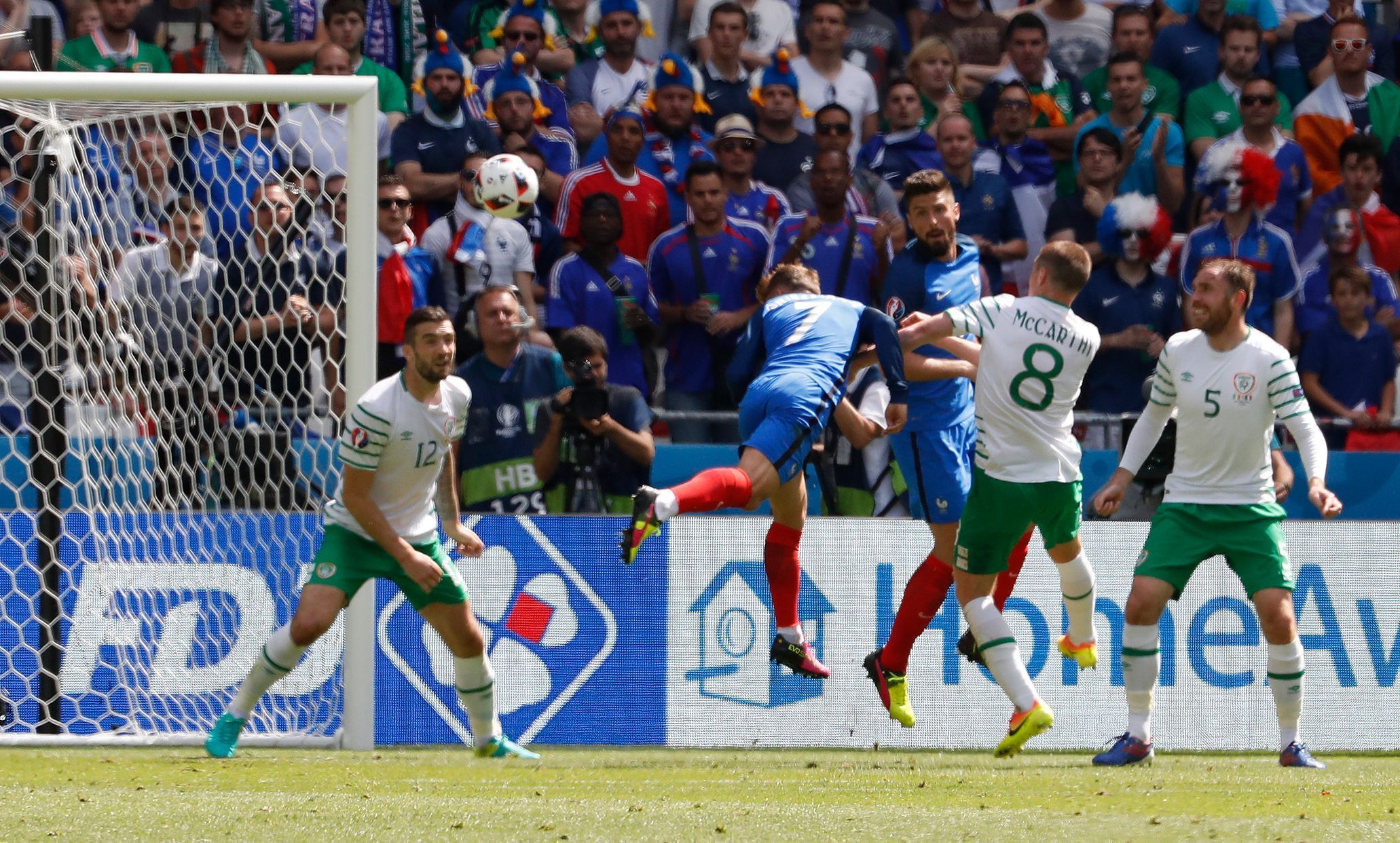 Euro 2016, Francie-Irsko: Antoine Griezmann  dává gól na 1:1