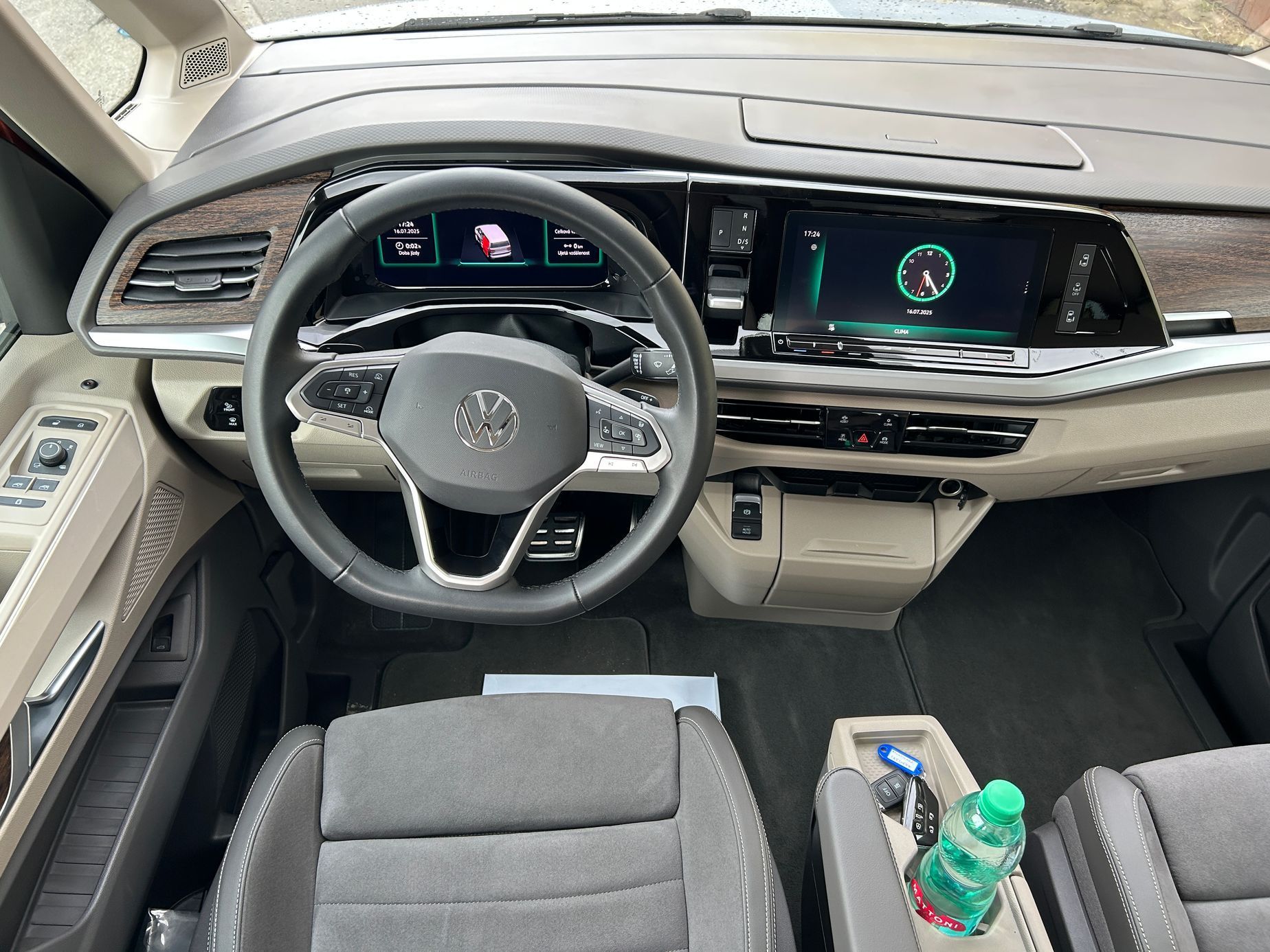 VW T7 Multivan spací box