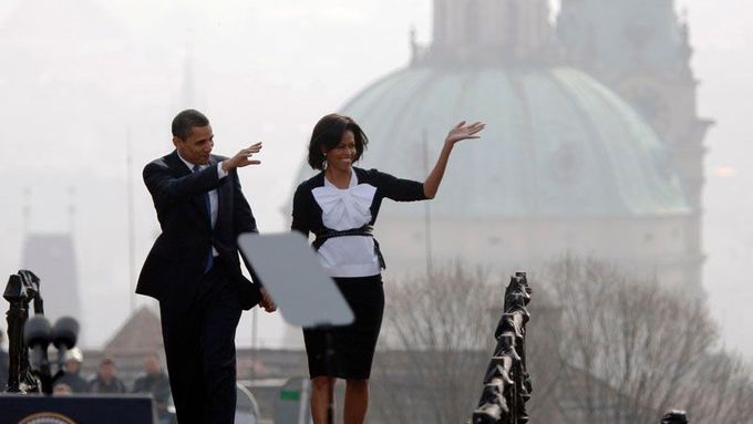 Barack Obama a jeho žena Michelle v Praze v dubnu 2009.