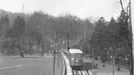 Lanovka na Petřín v Praze, spojující Malou Stranu s vrcholem Petřína, byla obnovena v roce 1932. Fotografie z roku 1931 zachycuje trať před zprovozněním.