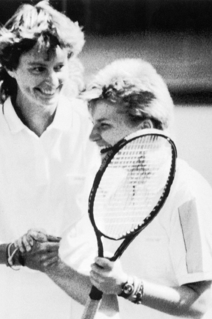 Tenistka Jana Novotná v roce 1988. Na snímku vpravo vedle Heleny Sukové.