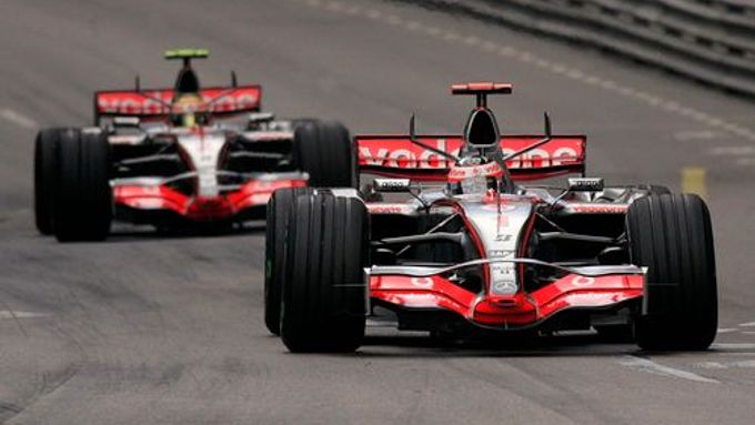 Získal McLaren neoprávněnou výhodu díky znalostí plánů Ferrari?