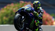 Valentino Rossi a jeho rivalové se v neděli konečně dočkali. Po dlouhých 244 dnech začala ve španělském Jerezu i pro kategorii MotoGP letošní sezona.