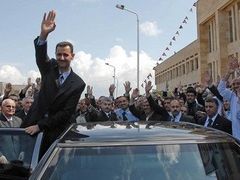 Prezident Bašár Asad pokračuje v represivní politice svého otce Háfize.
