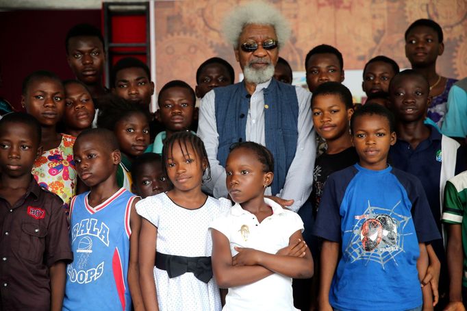 Wole Soyinka roku 2014 na knižním veletrhu v Lagosu, největším nigerijském městě.