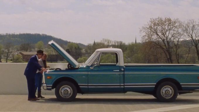 Trailer k filmu Gentleman s pistolí