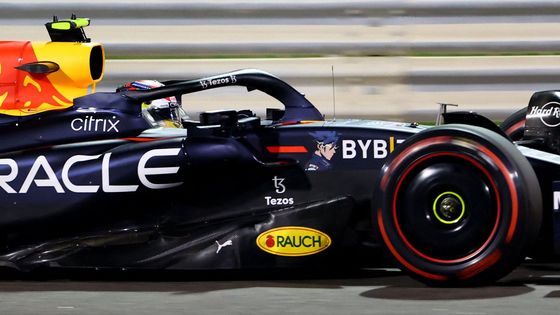 Sergio Pérez v Red Bullu v kvalifikaci na VC Abú Zabí F1 2022