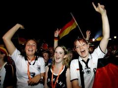 Fanynky Německa slaví zisk bronzových medailí na MS.