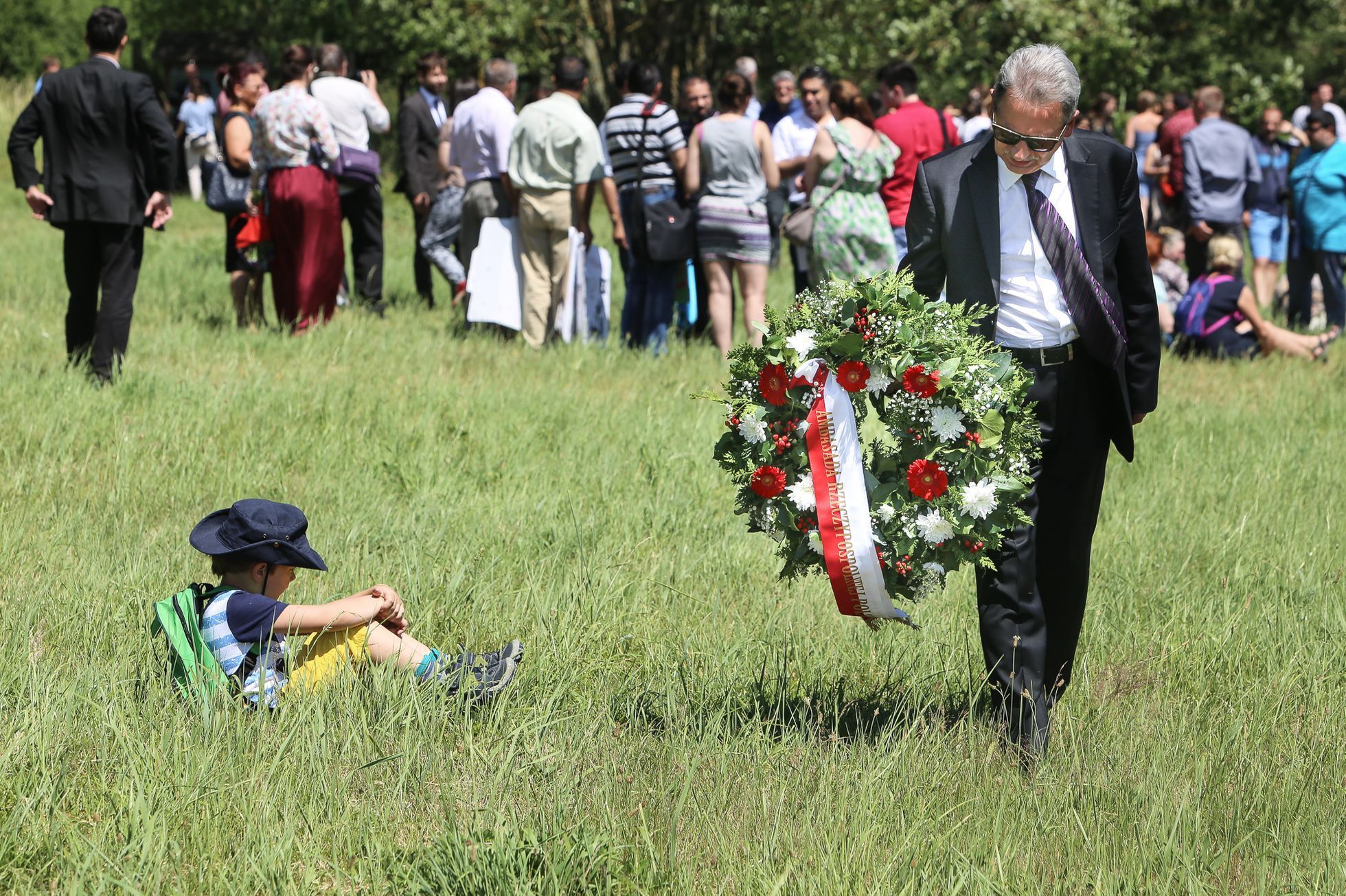 Památník Lety a pietní akce za zbourání prasečáku evropského protirasistického hnutí EGAM
