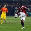 Liga mistrů, AC Milán - Barcelona: Sulley Muntari dává gól