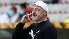 Jindřich Trpišovský v zápase Evropské ligy Nice - Slavia